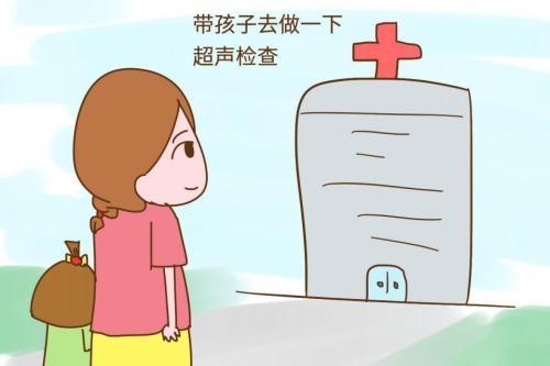 女孩第一次来月经，妈妈要注意这些问题