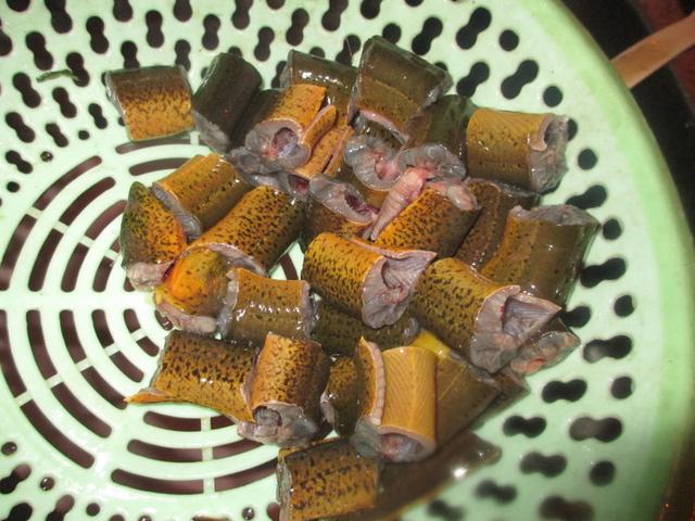 这鱼身长几尺,却是补脑、健体的极佳补品,解毒降糖,看到了必买