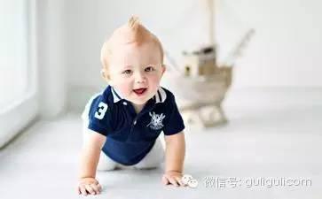 宝宝开裆裤什么时候换满裆更合适？