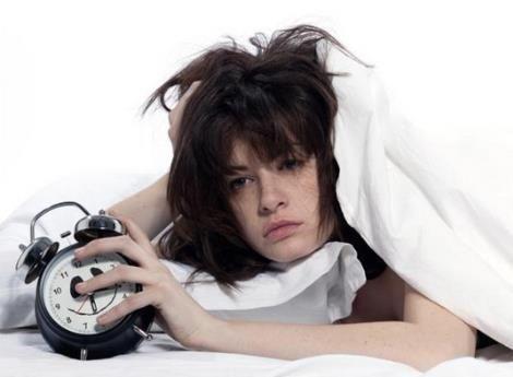 为什么当妈之后整天睡眠不足？宝妈：因为嫁了个假老公