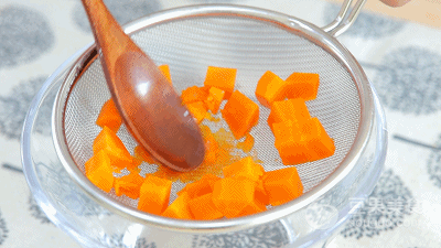 胡萝卜奶圈 宝宝辅食食谱