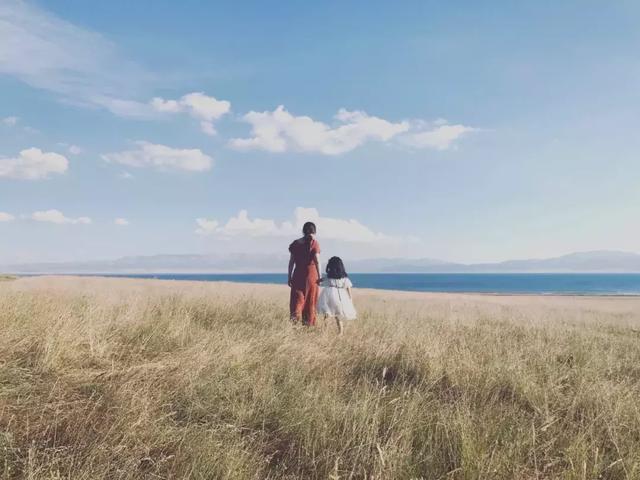 再苦，也要把孩子带在身边！