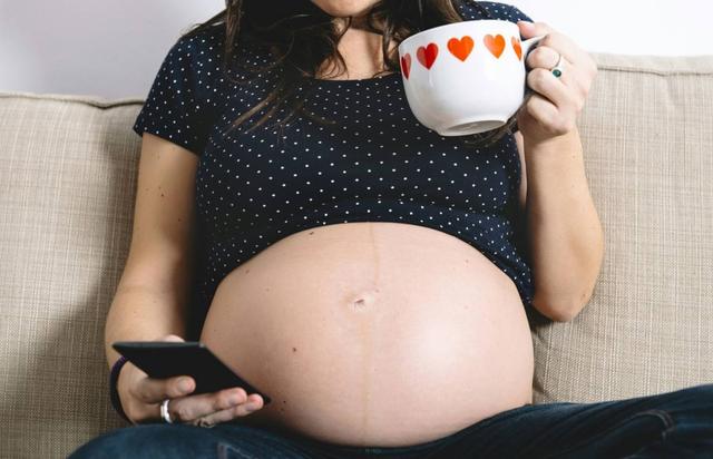 怀孕期间，孕妈要尽量避免这3件事，让胎儿远离“胎毒”