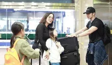 失独妈妈56岁再生双胞胎，到底是什么让中国女人用生命换孩子！
