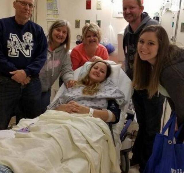 37岁脑瘤孕妈，为宝宝果断放弃治疗，下葬日宝宝也不幸去世