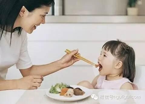 一起找找两岁宝宝不爱吃饭的原因！
