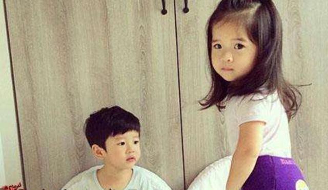 宝爸姓“黑”，宝妈叫了声孩子的名字，领导：夫妻俩真会玩儿