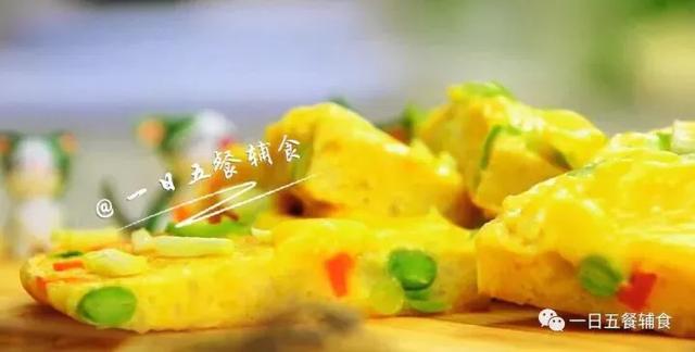 怎么把剩下米饭做的好吃又营养呢？来看看剩饭华丽变身！