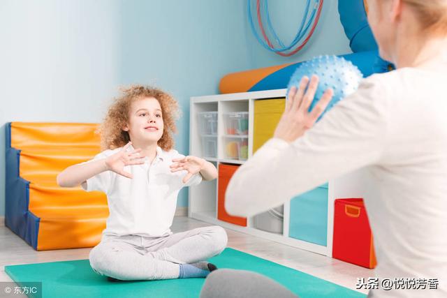 在家就可以给孩子做的感统训练，有了这10款玩具孩子越玩越聪明