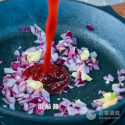 金枪鱼披萨的做法