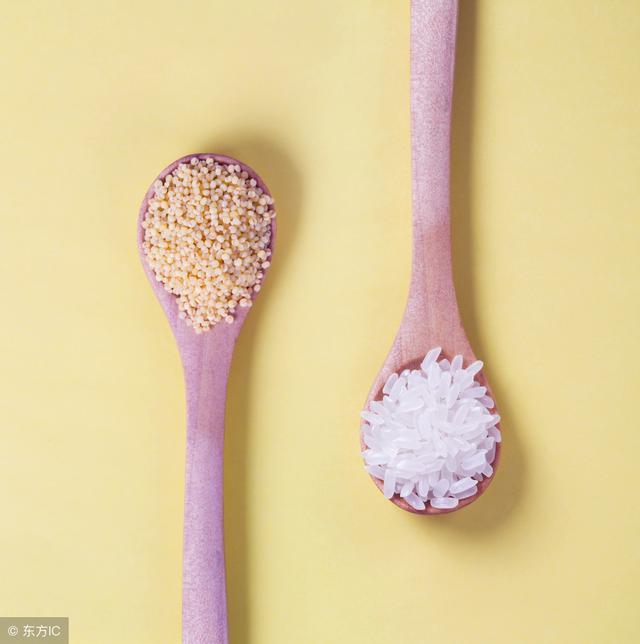 0-3岁是宝宝发育的黄金时期，10个月还不引导孩子吃早餐，会后悔