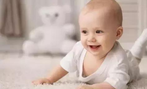 婴儿几个月会开始攒肚？当妈的必备知识点