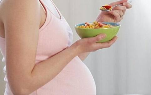 孕妇多吃这4种食物，可以促进胎儿大脑发育，你吃了几种？