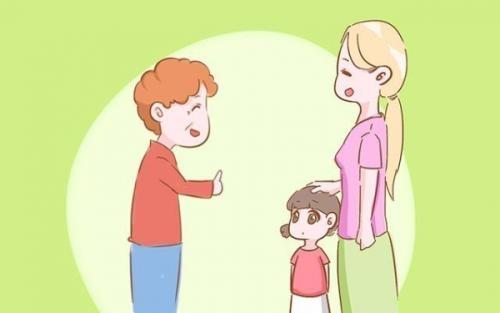俗话说：谁带大的孩子和谁亲，这话不是没有道理