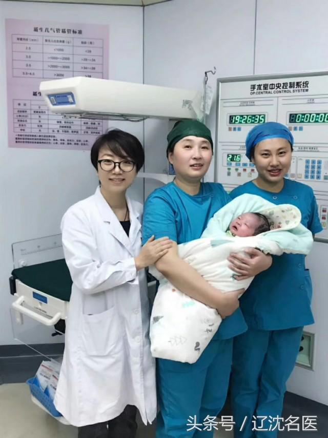 我,是一个8.8斤的巨大儿,嘿嘿……