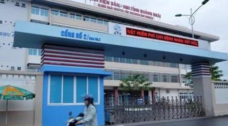 产妇医院分娩时与婴儿全都死亡，婴儿被放纸盒里没人管