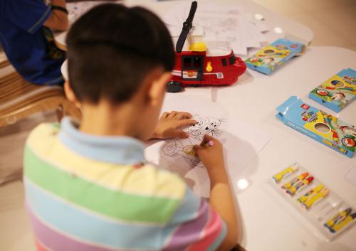 幼儿园也玩“江湖”?有这三种情况的孩子,往往会被老师同学嫌弃