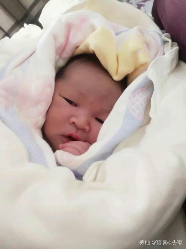 终于卸货了，宝妈们不要和我一样粗心，幸亏平安出生，附男宝反应