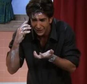 3岁宝宝往头发上抹整罐凡士林 妈妈洗了6小时23次