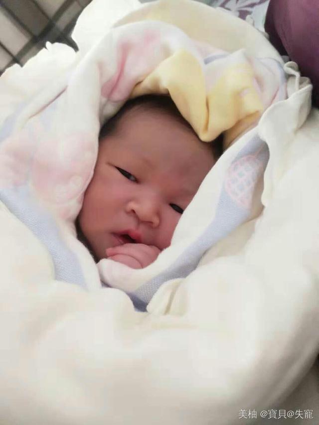 终于卸货了，宝妈们不要和我一样粗心，幸亏平安出生，附男宝反应