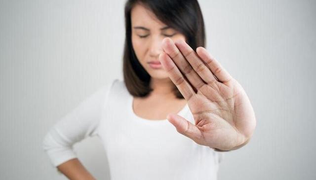 排一次残奶动辄上百元，母婴店的套路总有人上当，断奶后该这样做