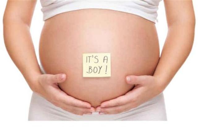 孕产说：一个孕妇怀孕想知道是男孩女孩，生男生女预测表可信吗？