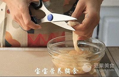 宝宝辅食-竹荪干贝意面
