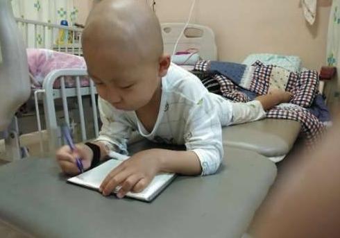 6岁白血病男孩渴望健康 别让他的健康梦只是一场梦