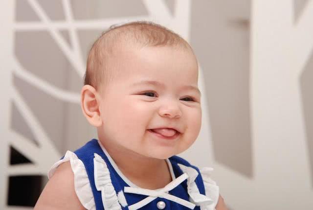 爸爸的这四种特征容易遗传给孩子，第3种最为尴尬，尤其是闺女