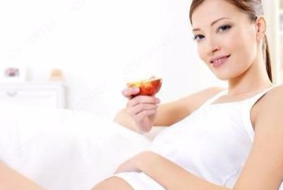 “一碰就怀孕”的女性，大多数有这3个“特征”, 男人一定要记好