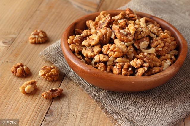 怀孕后，孕妇这个“时间”吃核桃，胎儿或许会更聪明，不妨试试！