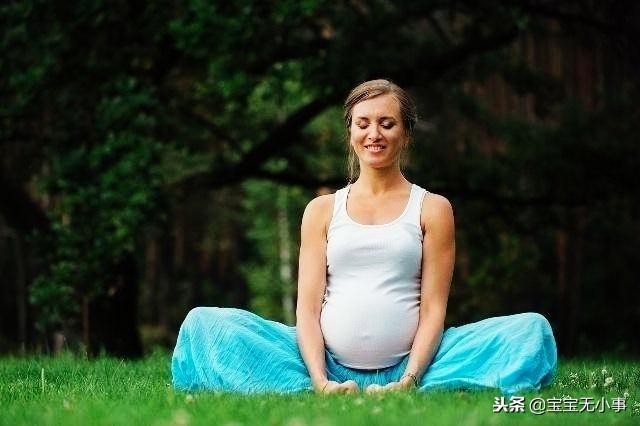 孕妇散步好处多，但忽略了这4个细节，会很伤胎儿