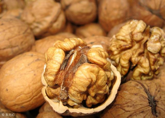 怀孕后，孕妇这个“时间”吃核桃，胎儿或许会更聪明，不妨试试！