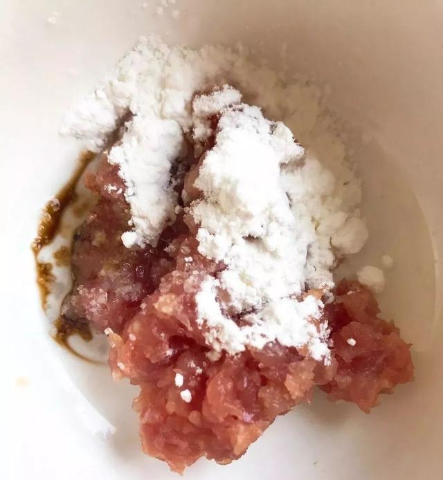 缓解便秘又补铁，这碗丝滑顺口的粥，让宝宝一口就爱上~
