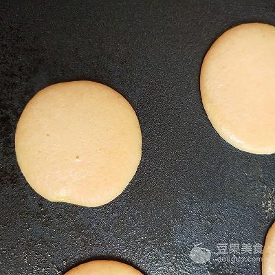 宝宝辅食-超级松软的胡萝卜蛋饼