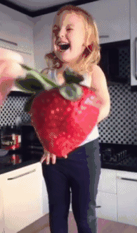 妈妈们平常都是怎么晒娃的？土耳其妈妈晒娃晒出新高度，快学学