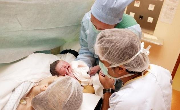 剖腹产后，伤口多久才能“愈合”？