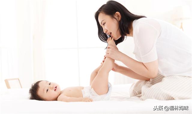 给宝宝洗屁屁，新妈妈可要注意这4件事！不然，小心越洗越脏