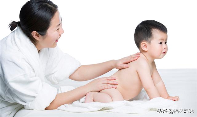 给宝宝洗屁屁，新妈妈可要注意这4件事！不然，小心越洗越脏