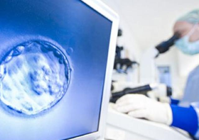 试管婴儿手术并不繁琐，只需四步，却让女性承受多次痛苦