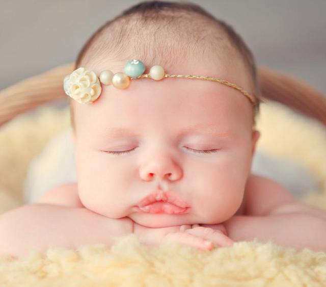 什么时候宝宝的睡眠才能有规律呢？新妈妈们都好着急，来看看