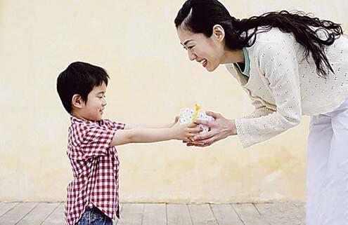 父母的言行是潜移默化的教育，常说这3句话，孩子以后会有教养