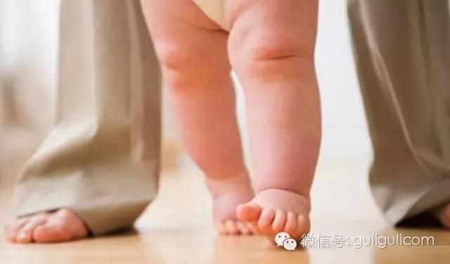 小宝贝蹒跚学步，6现实需要面对！