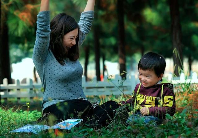 孩子容易被拐卖的3种场合，宝妈知道吗？带娃一定要小心