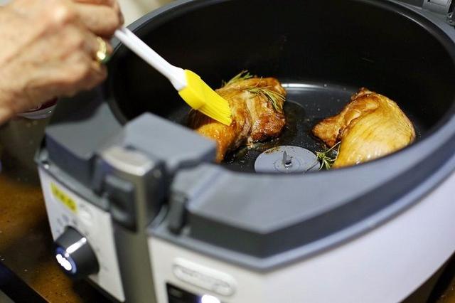 宝妈做饭等到油冒烟再放菜？这几个不良习惯，正在危及全家健康