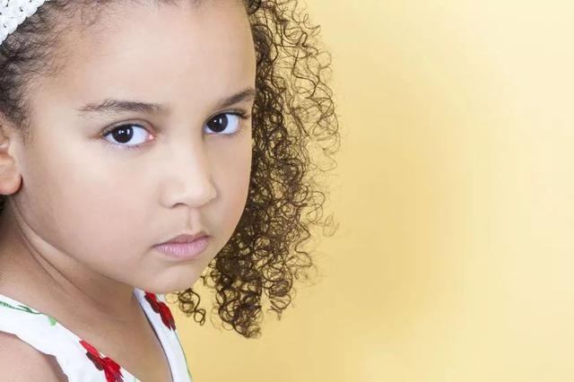不会帮孩子疏导情绪，光让他冷静有什么用？搞定孩子，就这5步