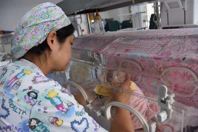 婴幼儿喂养的3个细节，新手宝妈要知道，第二点更重要