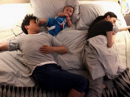 哄娃睡觉比生孩子还难？教你几招，轻松搞定！