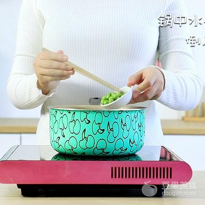 鲈鱼豌豆粥的做法