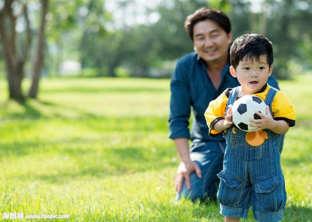哄娃睡觉比生孩子还难？教你几招，轻松搞定！